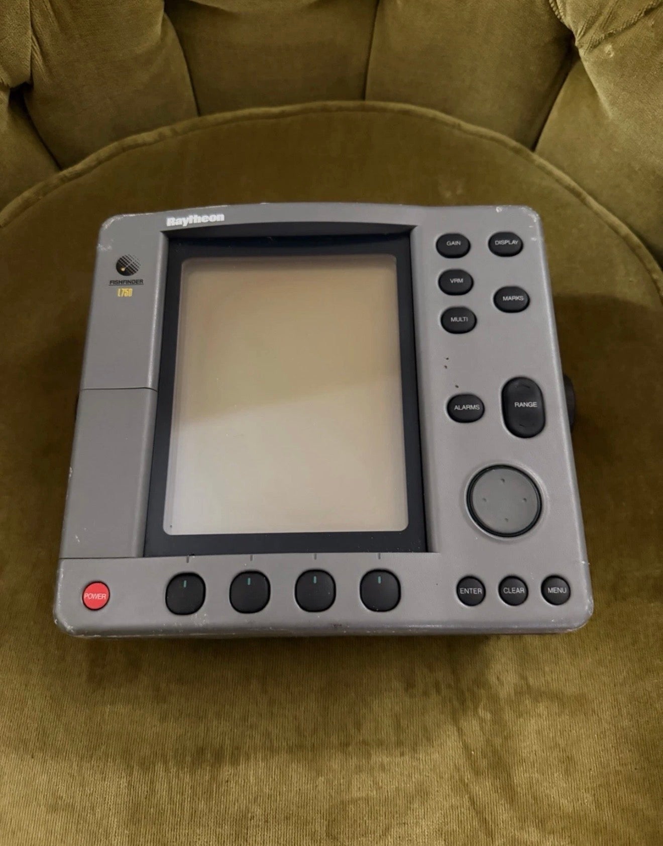 Raytheon L750