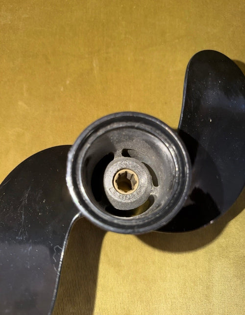 8 Spline 2 Blade Propeller