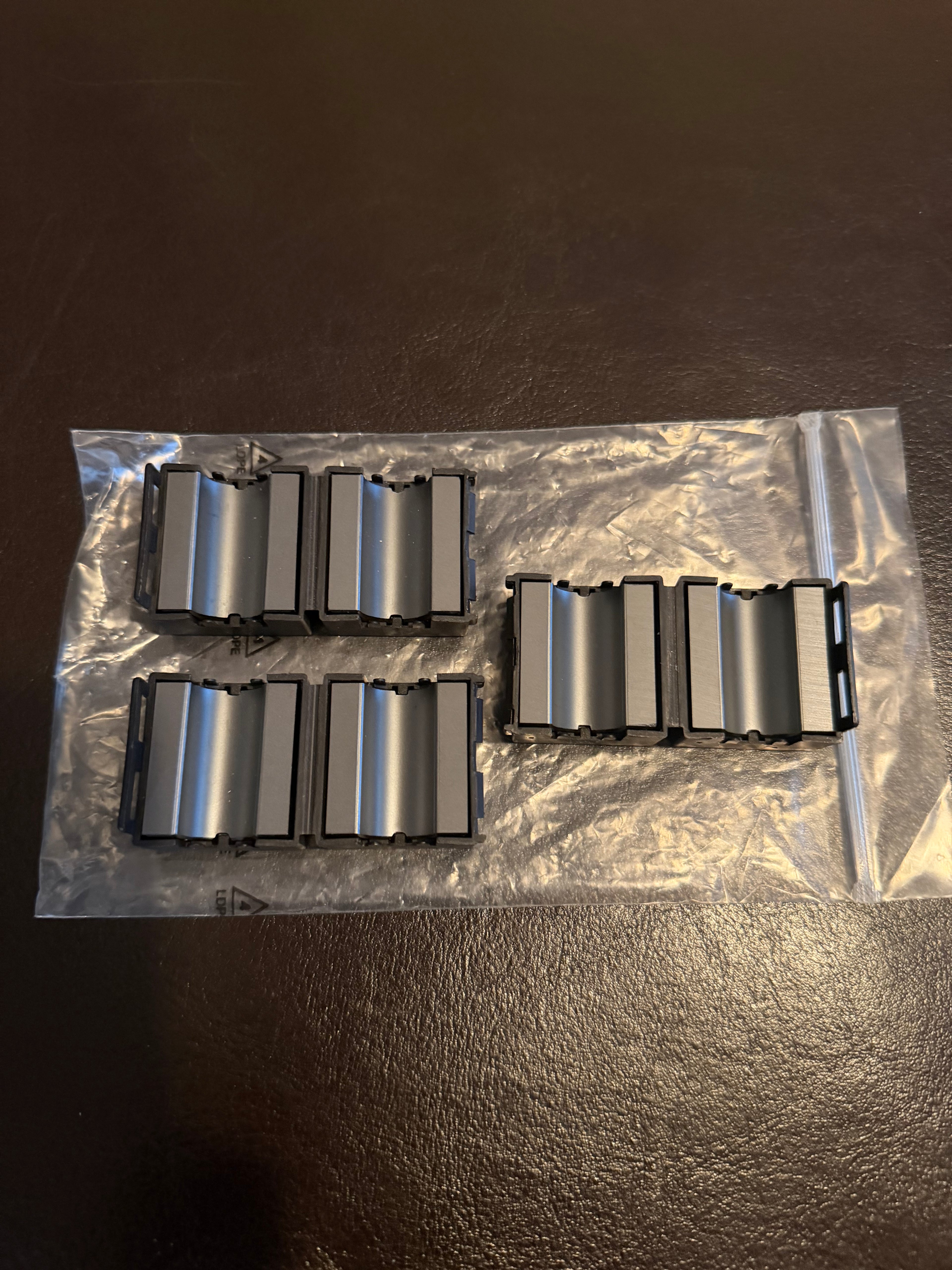 Universal Snap-On Ferrite Core Noise Filter Choke 4-Pack